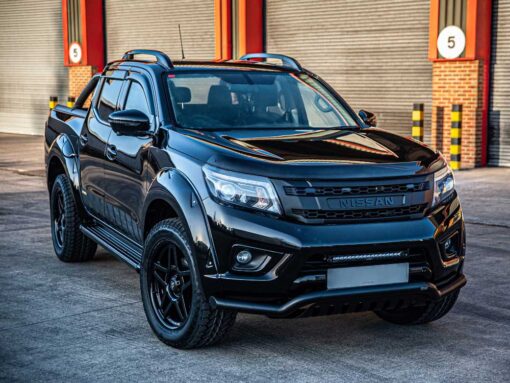 Σέτ γρίλιας για Nissan Navara (2014-2021)