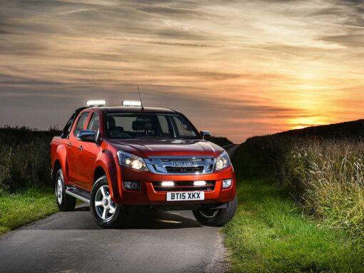 Isuzu Dmax (2017+) με Sport μπάρα Κίτ τοποθέτησης - Triple-R 1000 Elite 20272 Lumens