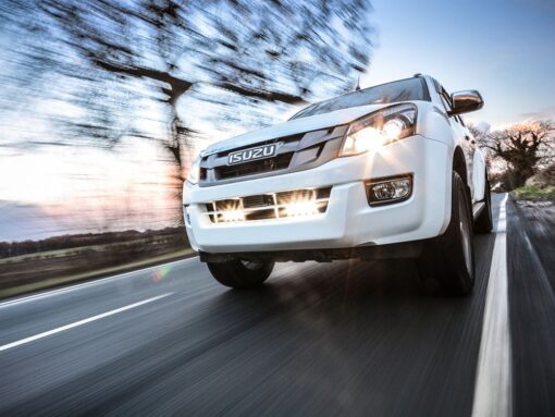 Σετ γρίλιας για Isuzu Dmax (2017-2020) με ST4 8272 Lumens