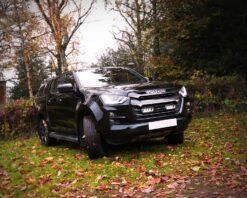 Σετ γρίλιας για Isuzu D-MAX (2023-2024) με Triple-R 750