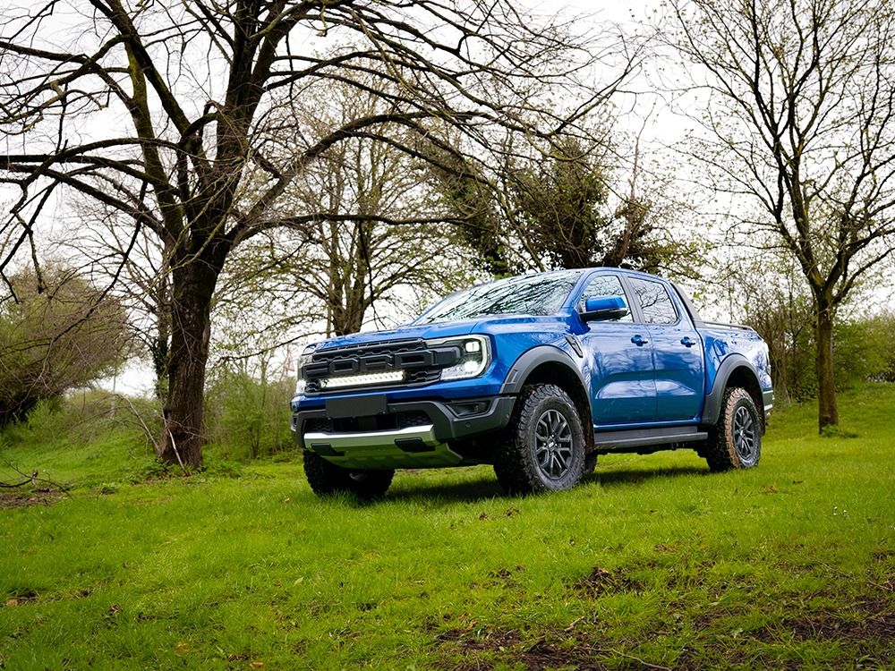Σετ γρίλιας για Ford Ranger Raptor (2023+) με Triple-R 16 Elite 18040 Lumens - Image 2