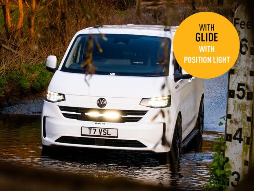 Σετ γρίλιας για VW T7 Transporter (2025+) με Glide με φώτα θέσης 11500 Lumens